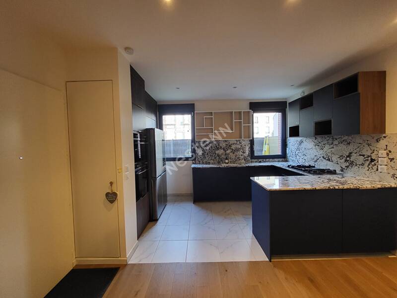 Maison à louer, 158m², NANTERRE