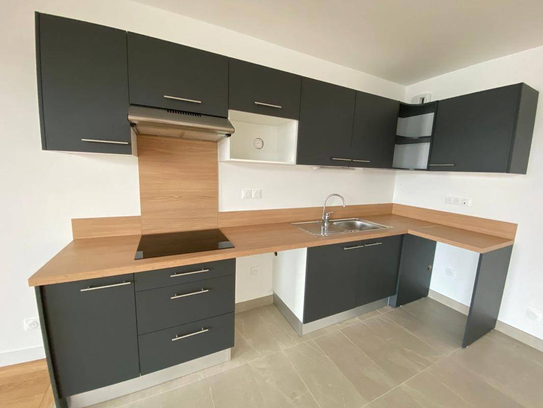 Maison à louer, 81m², COLOMBES