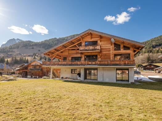 Chalet à vendre 1 470 000 € 10 pièces 4 chambres 265,49 m² 2 085 m² de terrain La Panthiaz La Chapelle-d'Abondance 74360