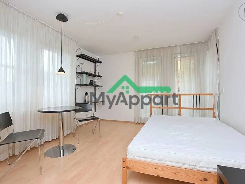 Maison à louer, 24m², PARIS 7E