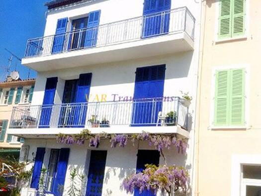 Appartement à vendre 310 000 € 3 pièces 1 chambre 56,29 m² Étage 1/2 Saint-Mandrier-sur-Mer 83430