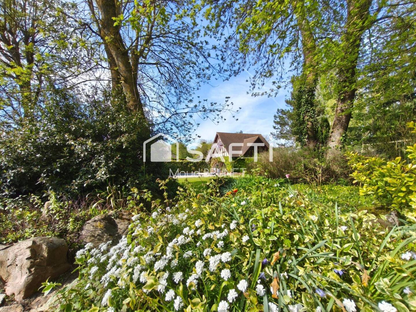Maison à vendre, 400m², HOUDAN