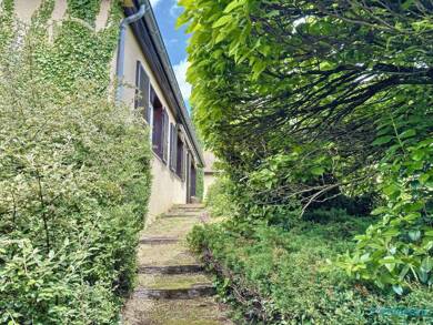 Maison de plain-pied à vendre 475 000 € 4 pièces 3 chambres 110 m² 820 m² de terrain Crepieux Rillieux-la-Pape 69140