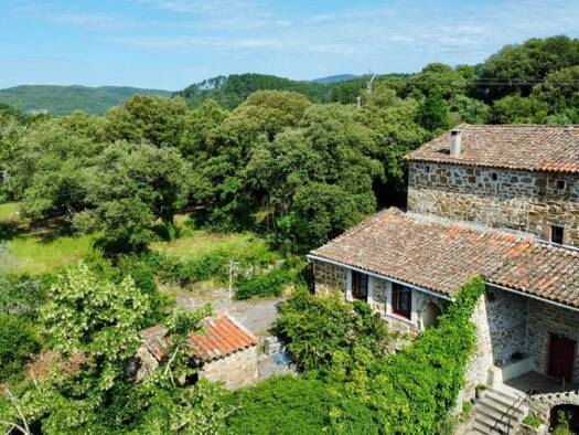 Maison à vendre 288 000 € 5 pièces 3 chambres 127 m² 3 300 m² de terrain Saint-Sébastien-d'Aigrefeuille 30140