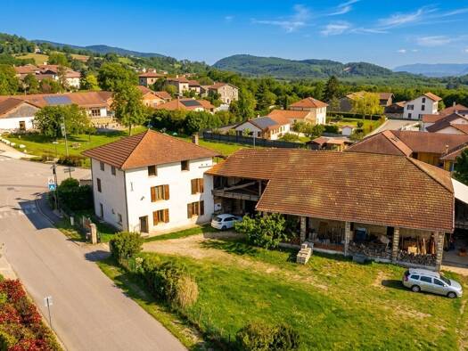 Maison en viager occupé Bouquet 48 900 € 5 pièces 3 chambres 122 m² 874 m² de terrain Tullins Tullins 38210