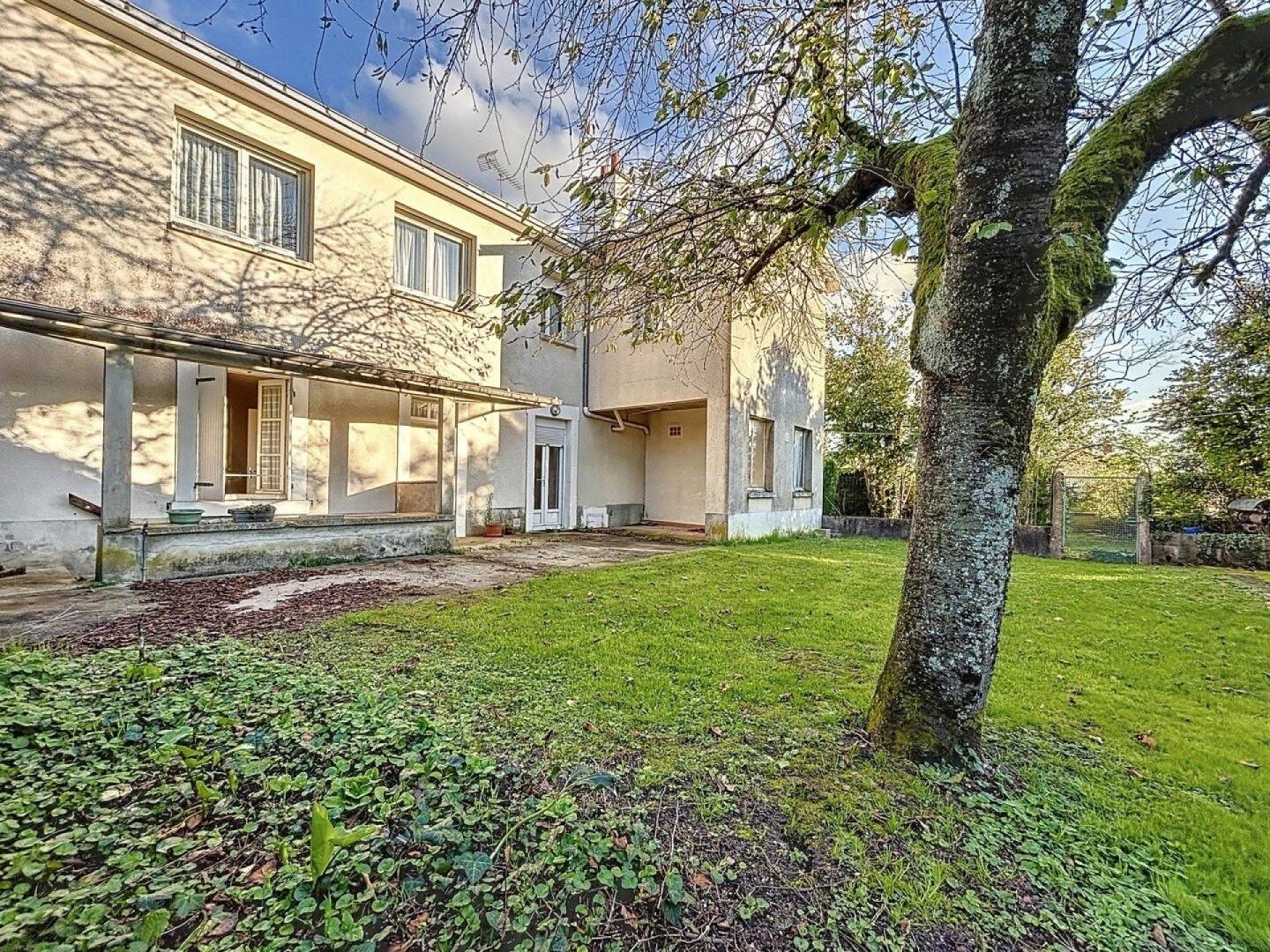 Maison à vendre, 188m², VILLEDIEU SUR INDRE