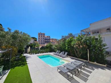 Appartement à louer 10 500 € 5 pièces 4 chambres 238 m² RDC/2 Terrefial Cannes 06400