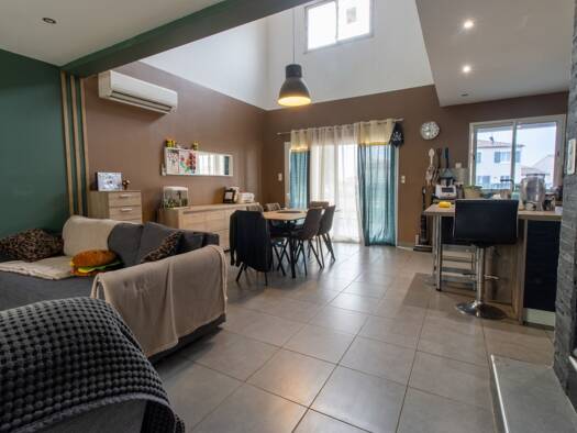 Villa à vendre 314 000 € 7 pièces 4 chambres 148 m² 377 m² de terrain Brignac 34800