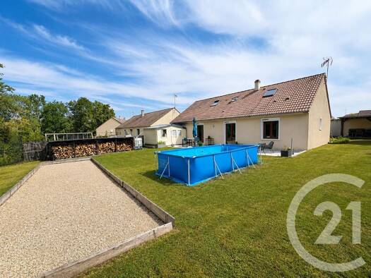 Maison à vendre 258 000 € 6 pièces 4 chambres 115 m² 780 m² de terrain Ablis 78660