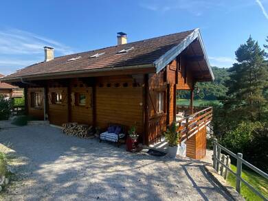 Maison à vendre 495 000 € 8 pièces 4 chambres 160 m² 646 m² de terrain Baresia sur l Ain 39130