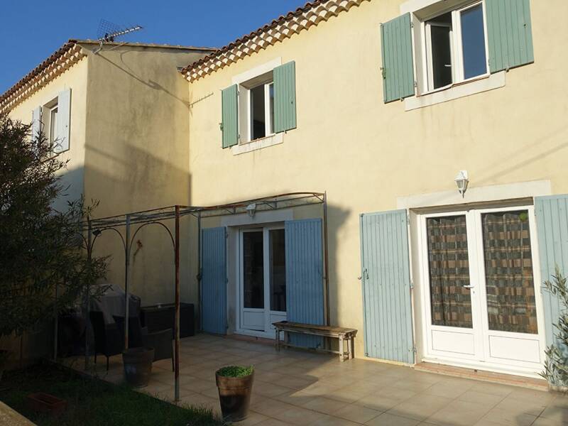 Maison à vendre, 95m², ENTRAIGUES SUR LA SORGUE
