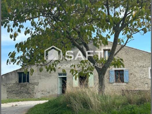 Ferme à vendre 350 000 € 5 pièces 4 chambres 131 m² 395 184 m² de terrain Niozelles 04300