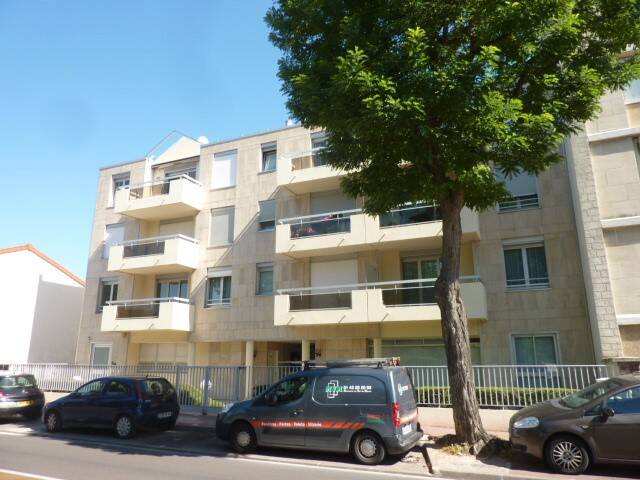 Maison à louer, 22m², SAINT MAUR DES FOSSES