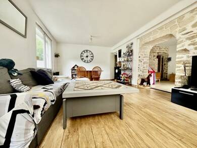 Maison à vendre 147 900 € 4 pièces 3 chambres 127 m² 242 m² de terrain Leuhan 29390