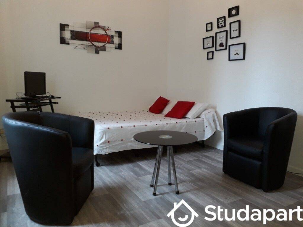 Maison à louer, 23m², PAU