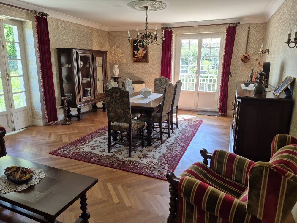 Maison à vendre, 229m², MONTAUT LES CRENEAUX