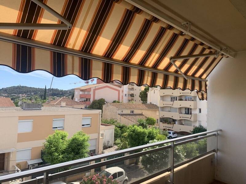 Maison à louer, 24m², HYERES