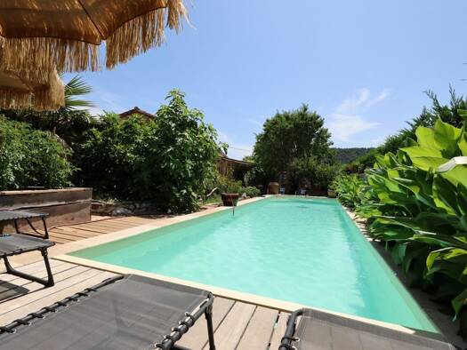 Maison en viager occupé Bouquet 98 000 € 6 pièces 4 chambres 200 m² 600 m² de terrain Les Vans 07140