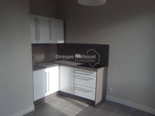 Appartement à vendre 135 000 € 1 pièce 31 m² Étage 2/2 Bussiere Oullins-Pierre-Bénite 69600