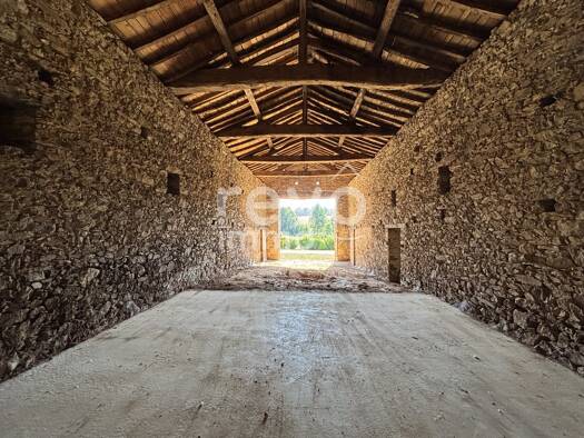 Maison à vendre 30 000 € 4 pièces 1 chambre 271 m² 480 m² de terrain Saint Paul en Gatine 79240