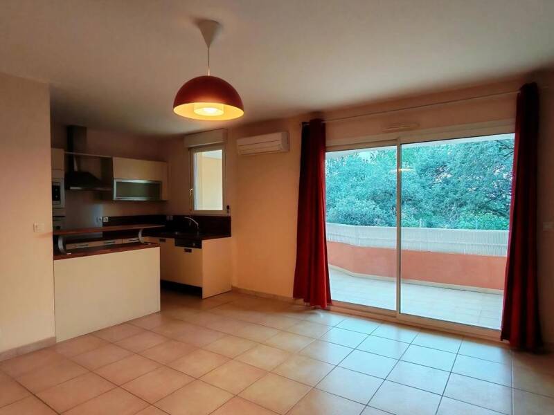 Maison à louer, 59m², LES ANGLES