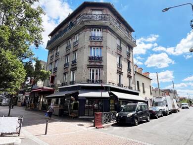 Appartement à vendre 157 000 € 3 pièces 2 chambres 48 m² Étage 3/4 Livry Gargan 93190