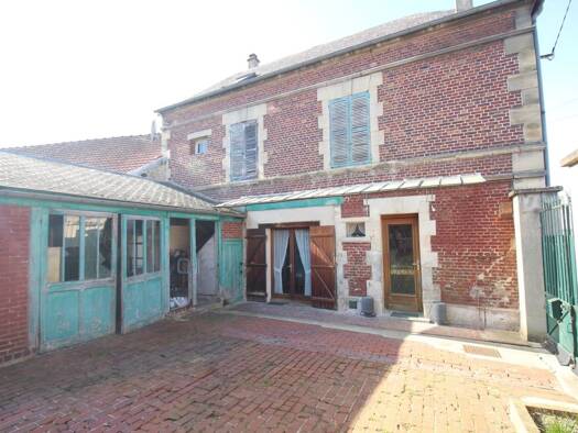 Maison à vendre 149 000 € 4 pièces 2 chambres 78 m² 222 m² de terrain Angy 60250