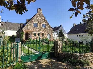 Maison à vendre 650 000 € 7 pièces 5 chambres 224 m² 911 m² de terrain Centre Caudan 56850