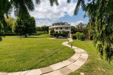 Maison à vendre 2 080 000 € 13 pièces 7 chambres 340 m² 5 743 m² de terrain Oberhausbergen 67205