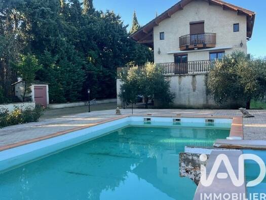 Maison à vendre 595 000 € 7 pièces 5 chambres 315 m² 4 100 m² de terrain Aubignan 84810