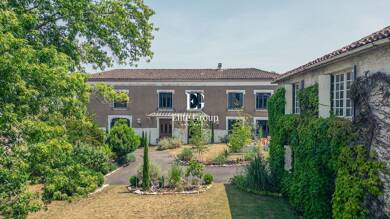 Maison à vendre 598 900 € 9 pièces 5 chambres 310 m² 2 000 m² de terrain Champniers 16430