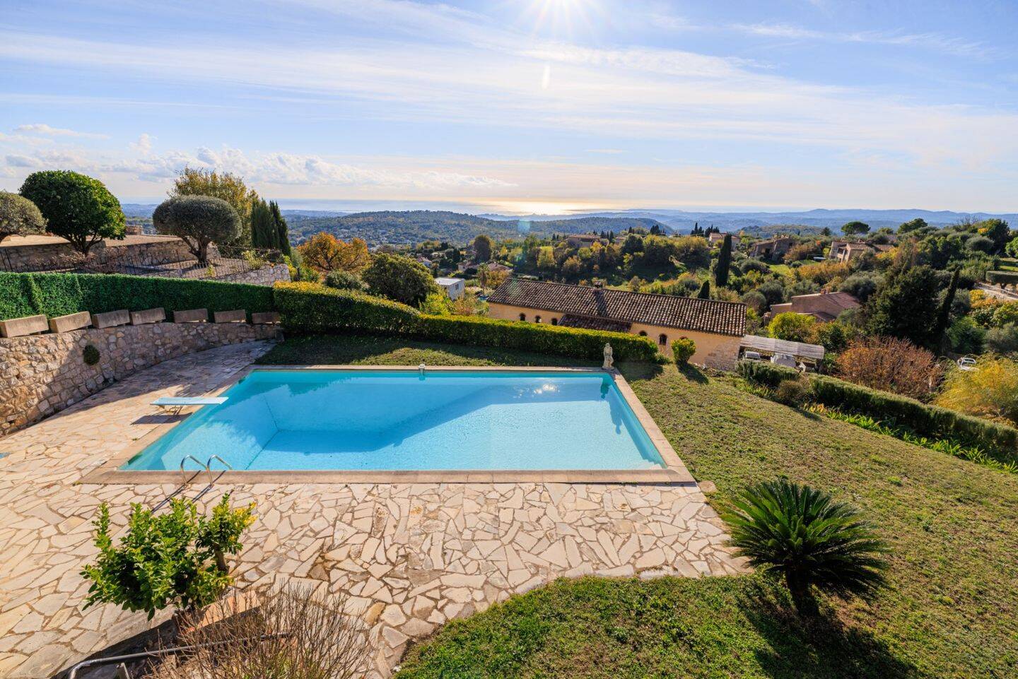 Maison à vendre, 201m², TOURRETTES SUR LOUP