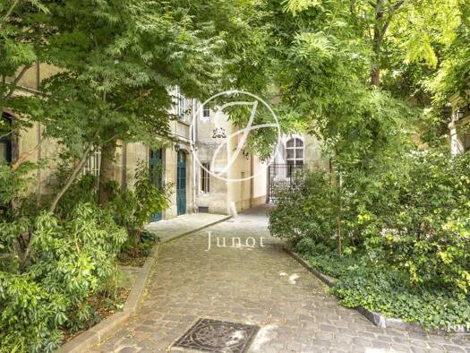 Appartement à vendre 850 000 € 2 pièces 1 chambre 58,42 m² Étage 5/1 Sainte Avoie Paris 3ème arrondissement 75003