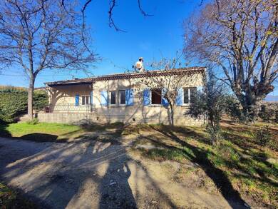 Maison de plain-pied à vendre 468 000 € 5 pièces 3 chambres 96 m² 2 450 m² de terrain Cucuron 84160