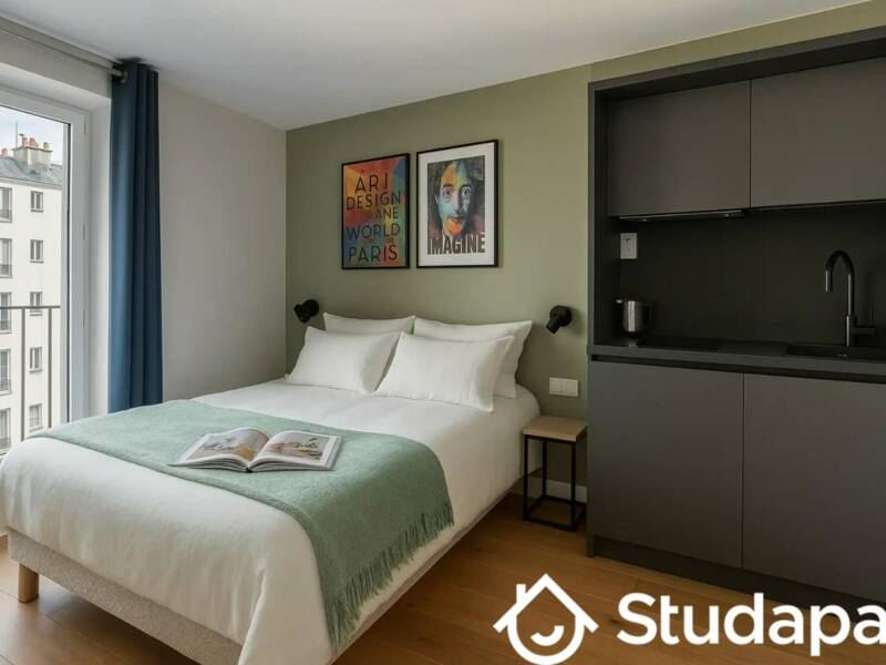 Maison à louer, 0m², PARIS 18E