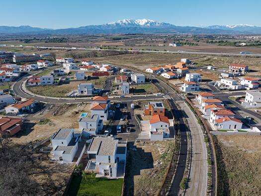 Terrain constructible à vendre 135 000 € 415 m² de terrain Pollestres 66450