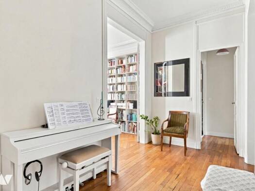 Appartement à vendre 1 037 000 € 5 pièces 3 chambres 92,74 m² Étage 4/7 Paris 15ème arrondissement 75015