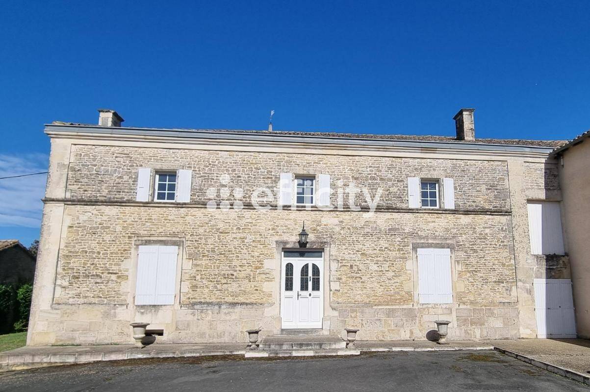 Maison à vendre, 206m², VILLEFAGNAN
