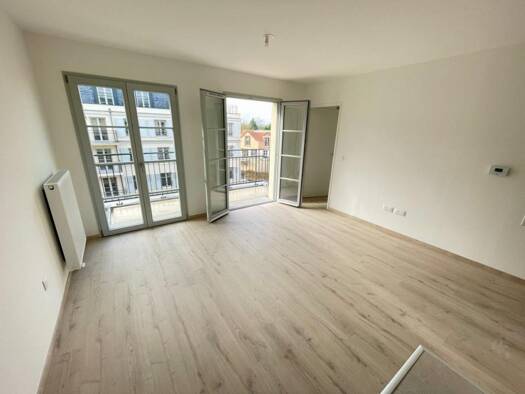 Appartement à louer 689 € 2 pièces 1 chambre 38 m² 3ème étage Bellicart Compiègne 60200