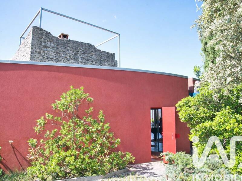 Maison à vendre, 152m², LUSSAN
