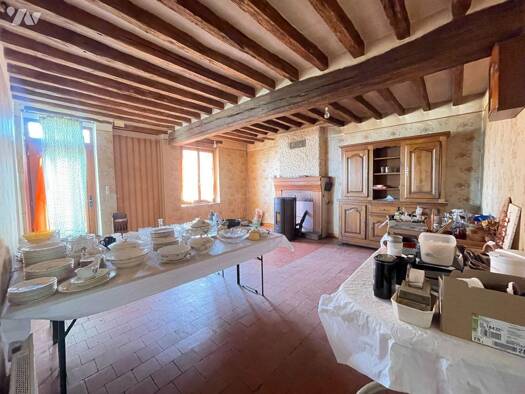 Maison à vendre 95 400 € 4 pièces 1 chambre 114 m² 925 m² de terrain La Bazoche-Gouet 28330