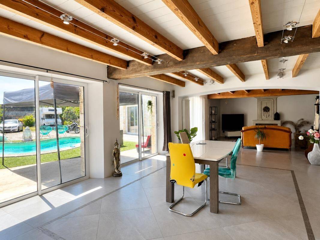 Maison à vendre, 345m², NIEULLE SUR SEUDRE