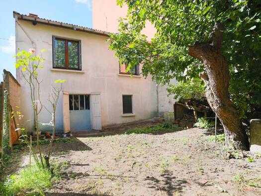 Maison de plain-pied à vendre 385 000 € 3 pièces 2 chambres 66 m² 389 m² de terrain Ramenas-Léo Lagrange Montreuil 93100