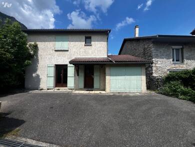 Maison à vendre 280 000 € 4 pièces 3 chambres 87 m² 377 m² de terrain Crolles 38920