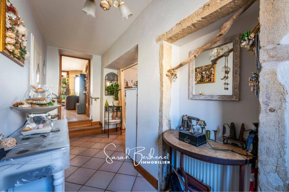 Maison à vendre, 159m², LA TOUR DE SALVAGNY