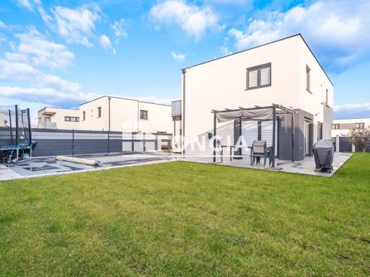 Maison à vendre 495 000 € 7 pièces 3 chambres 239 m² 416 m² de terrain Nord Ouest Illzach 68110