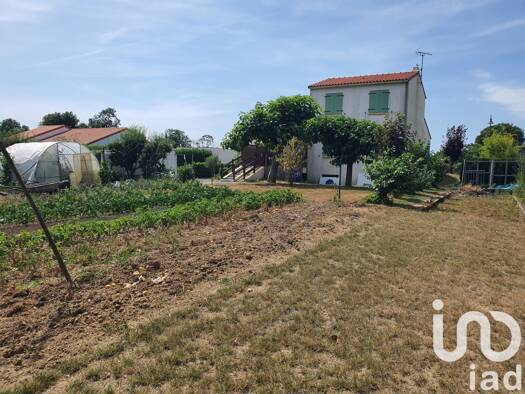 Maison à vendre 199 000 € 5 pièces 4 chambres 100 m² 1 665 m² de terrain La Rabatelière 85250