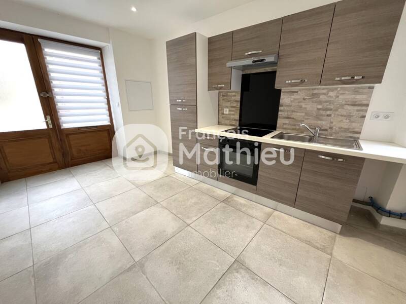 Maison à louer, 41m², VAUX EN BEAUJOLAIS