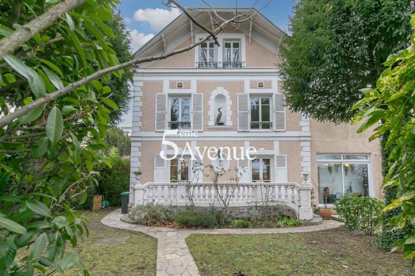 Maison à vendre, 200m², SAINT MAUR DES FOSSES