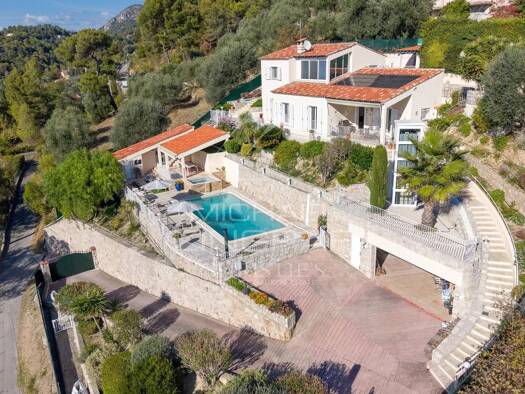 Villa à vendre 1 200 000 € 3 chambres 110 m² 1 500 m² de terrain Aspremont 06790